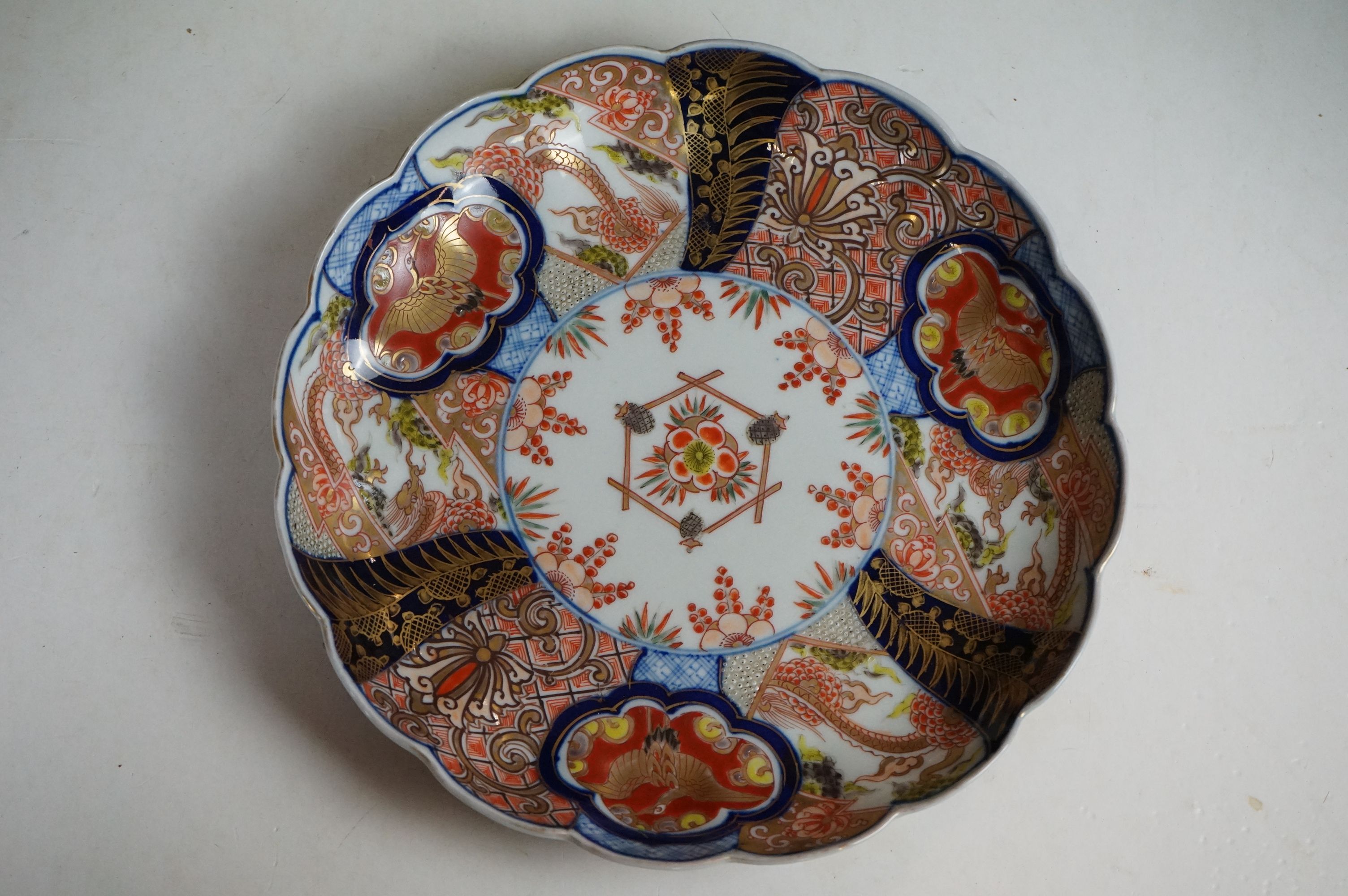 A large quantity of Chinese mixed ceramics to include an Imari pattern plate and cantonese bowl. - Bild 23 aus 28