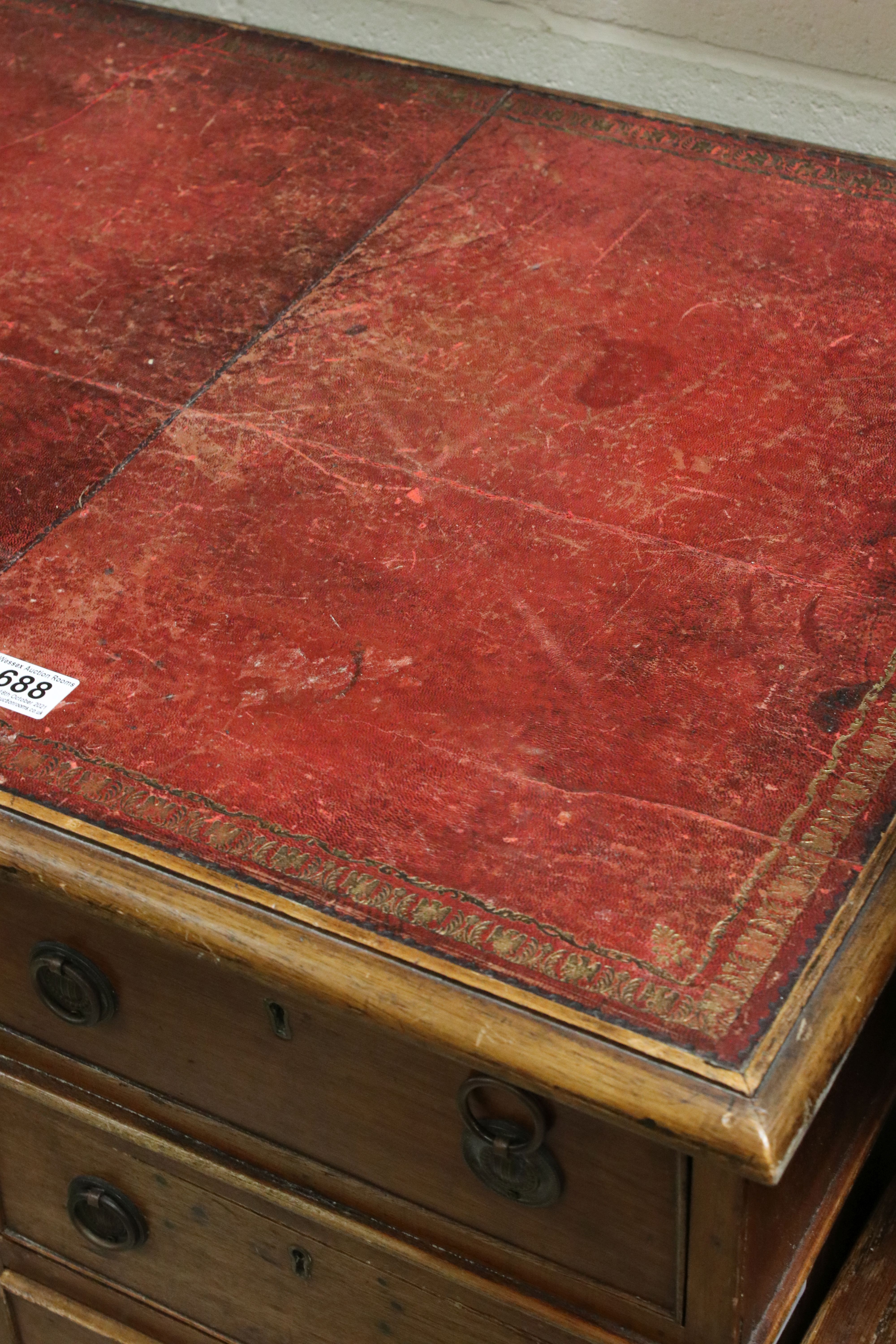 Mahogany pedestal desk, in George III style, late 19th/early 20th century, approx. 66cm high, - Image 5 of 5