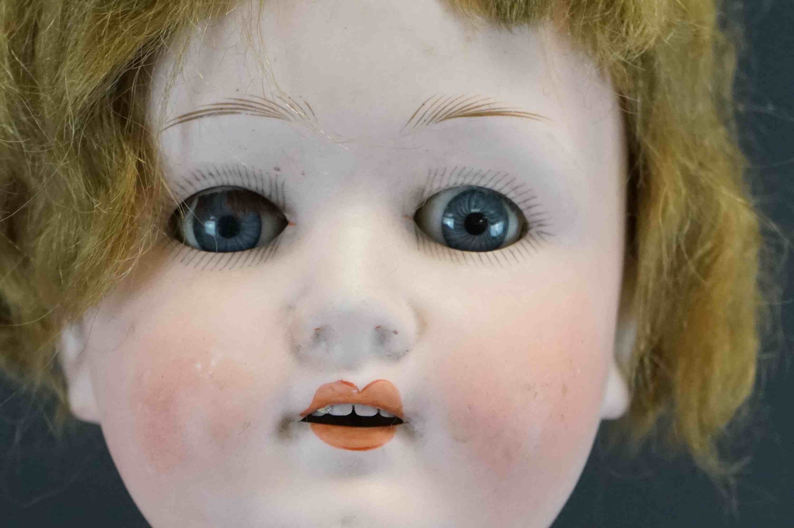 A vintage German porcelain headed doll, marked Heubach Koppelsdorf 250.3 Germany (A/F). - Image 12 of 12