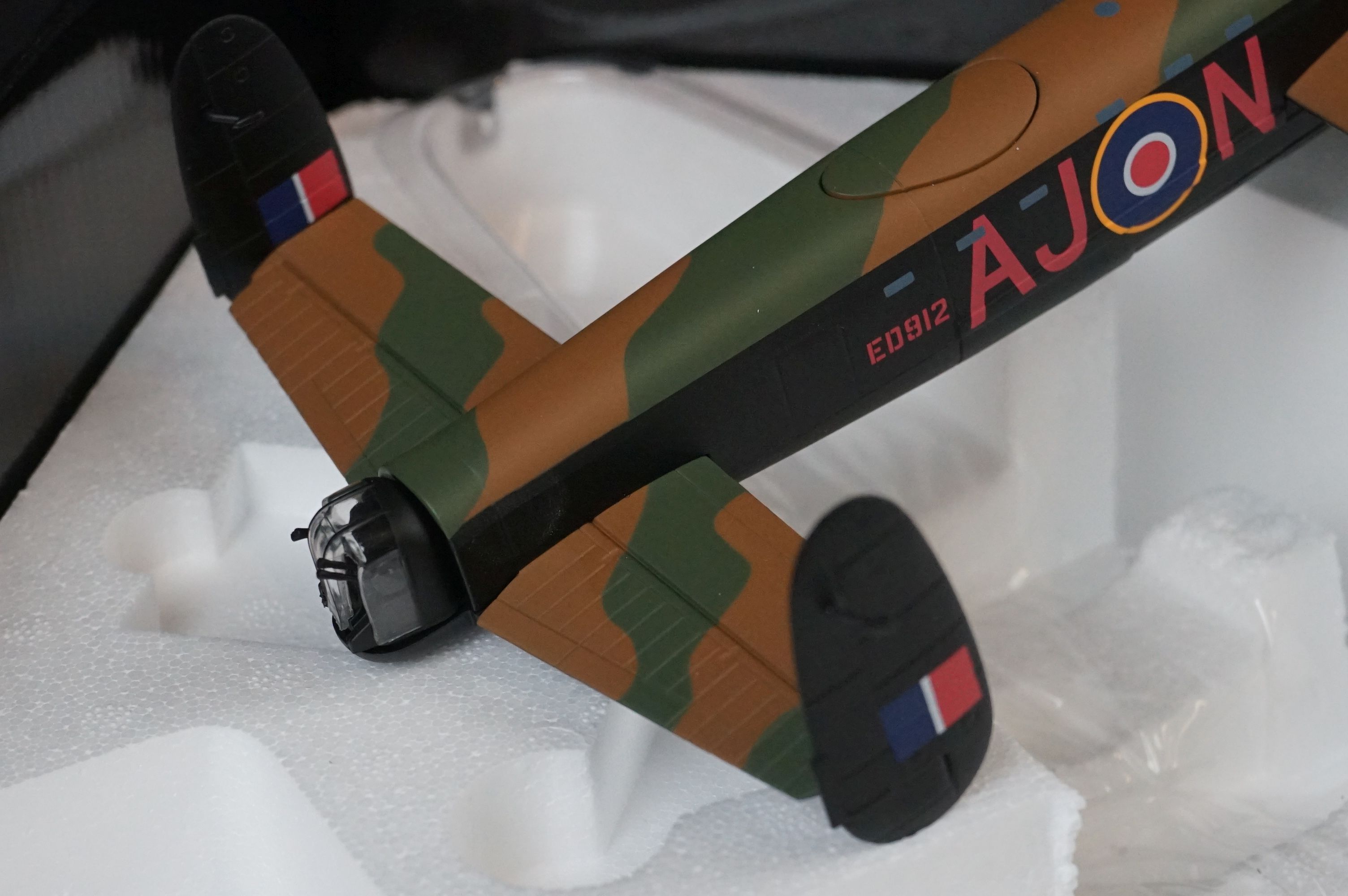 Two Boxed Corgi Aviation Archive ltd edn diecast models to include 1/32 AA35508 Hawker Hurricane " - Image 9 of 19