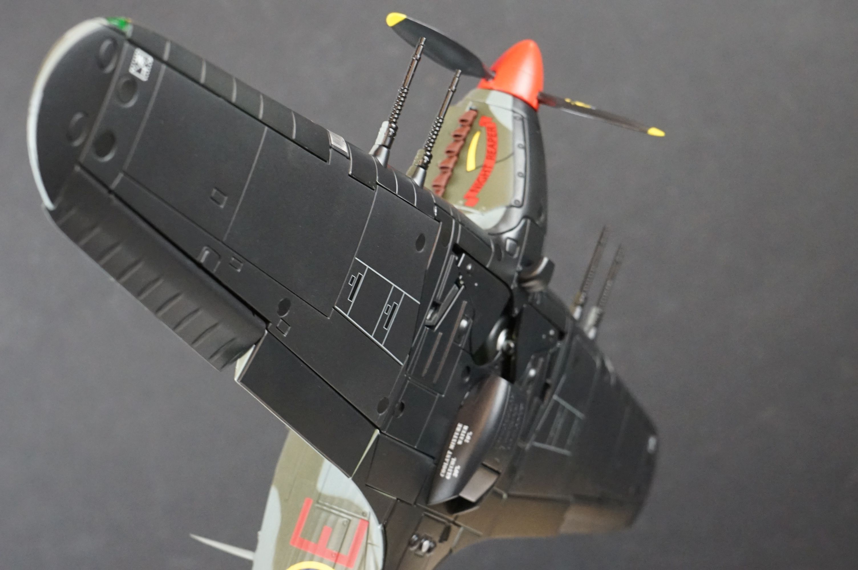 Two Boxed Corgi Aviation Archive ltd edn diecast models to include 1/32 AA35508 Hawker Hurricane " - Image 17 of 19