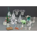 A collection of mixed glassware to include Murano Green Glass Christmas Tree with hanging