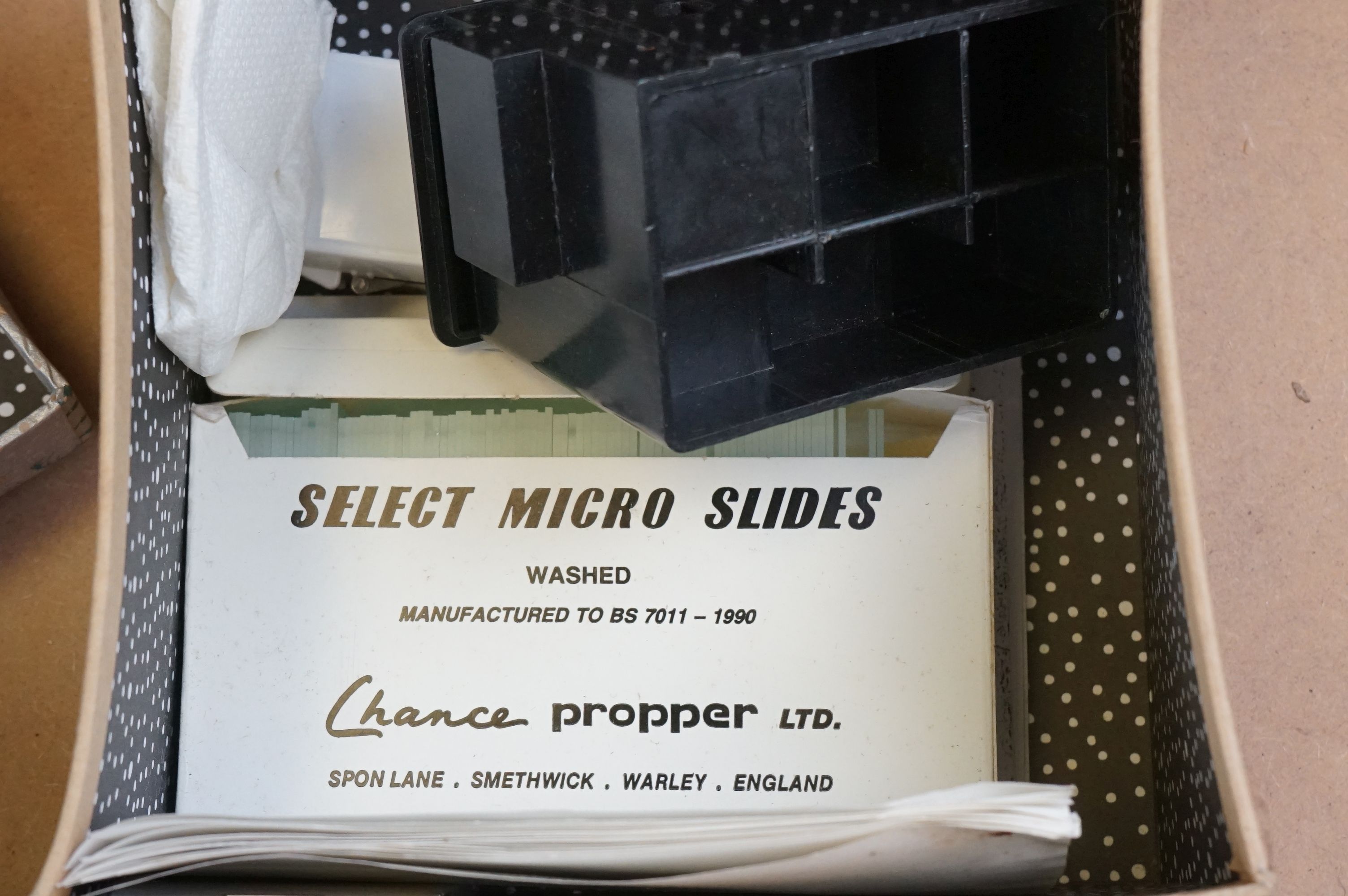 Two microscopes to include a wooden cased example. - Image 15 of 16