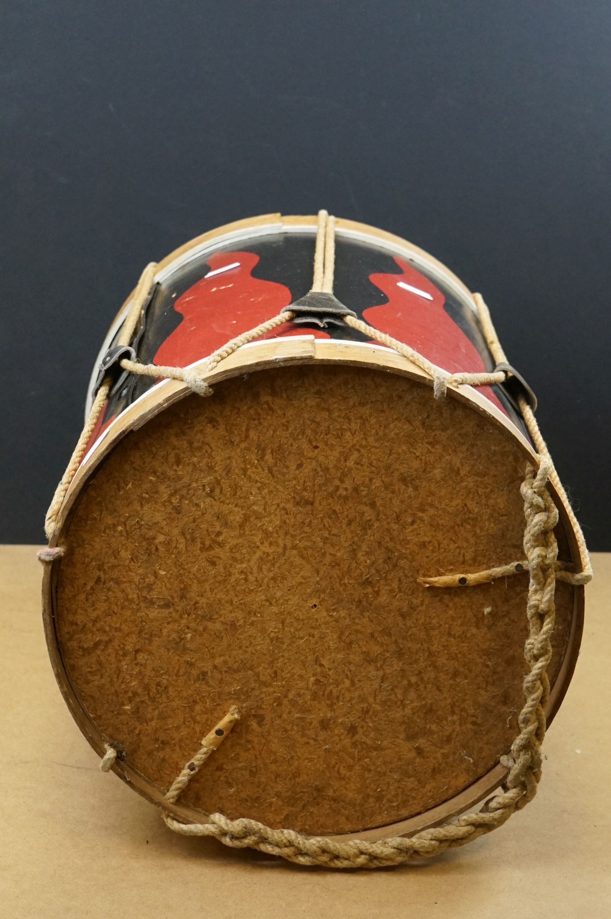 A wooden paper bin in the form of a drum - Image 5 of 5