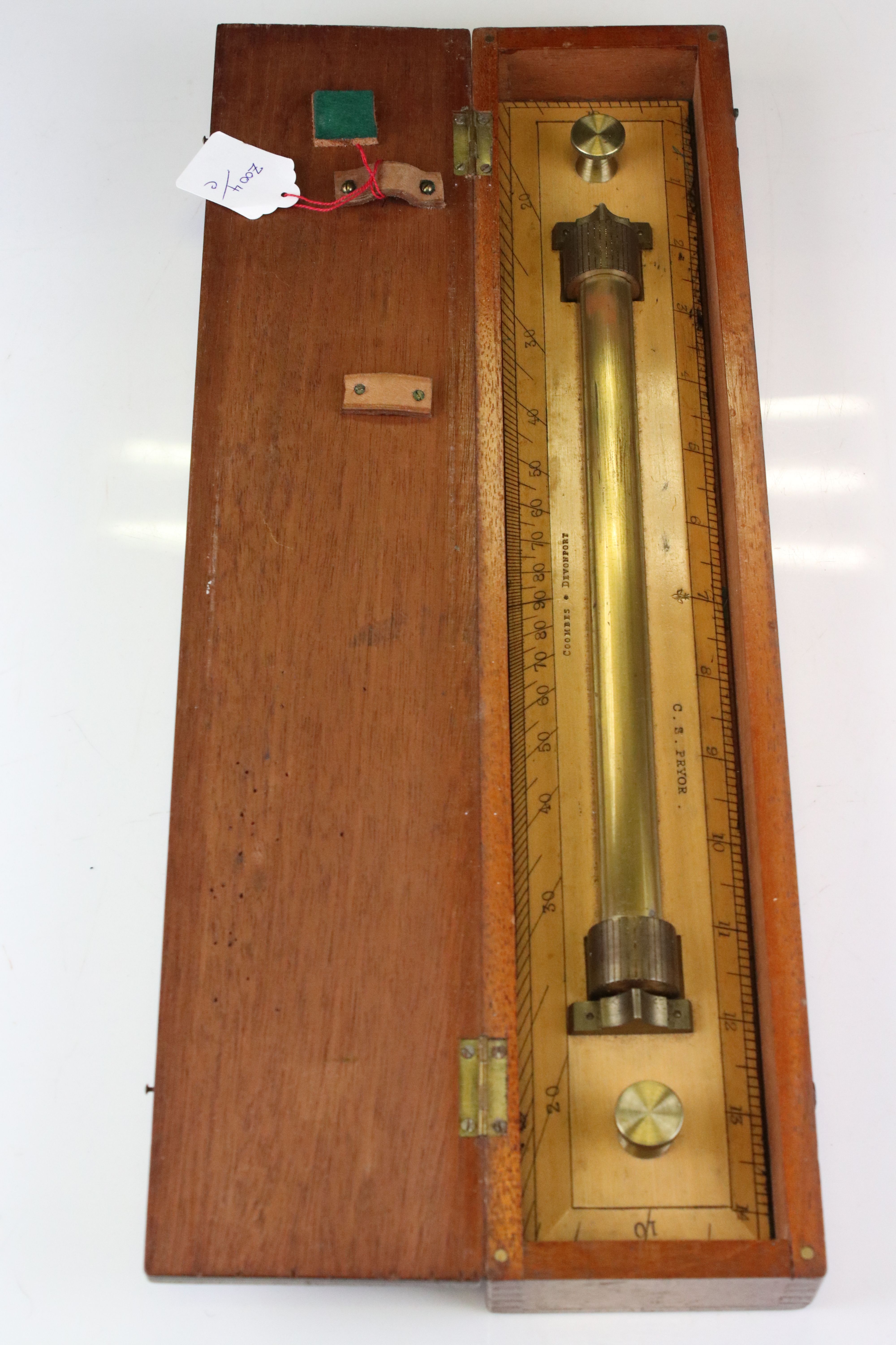 Boxwood parallel rolling ruler by Coombes of Devonport, approx. 38cm, lacking dividers, in a - Image 4 of 5