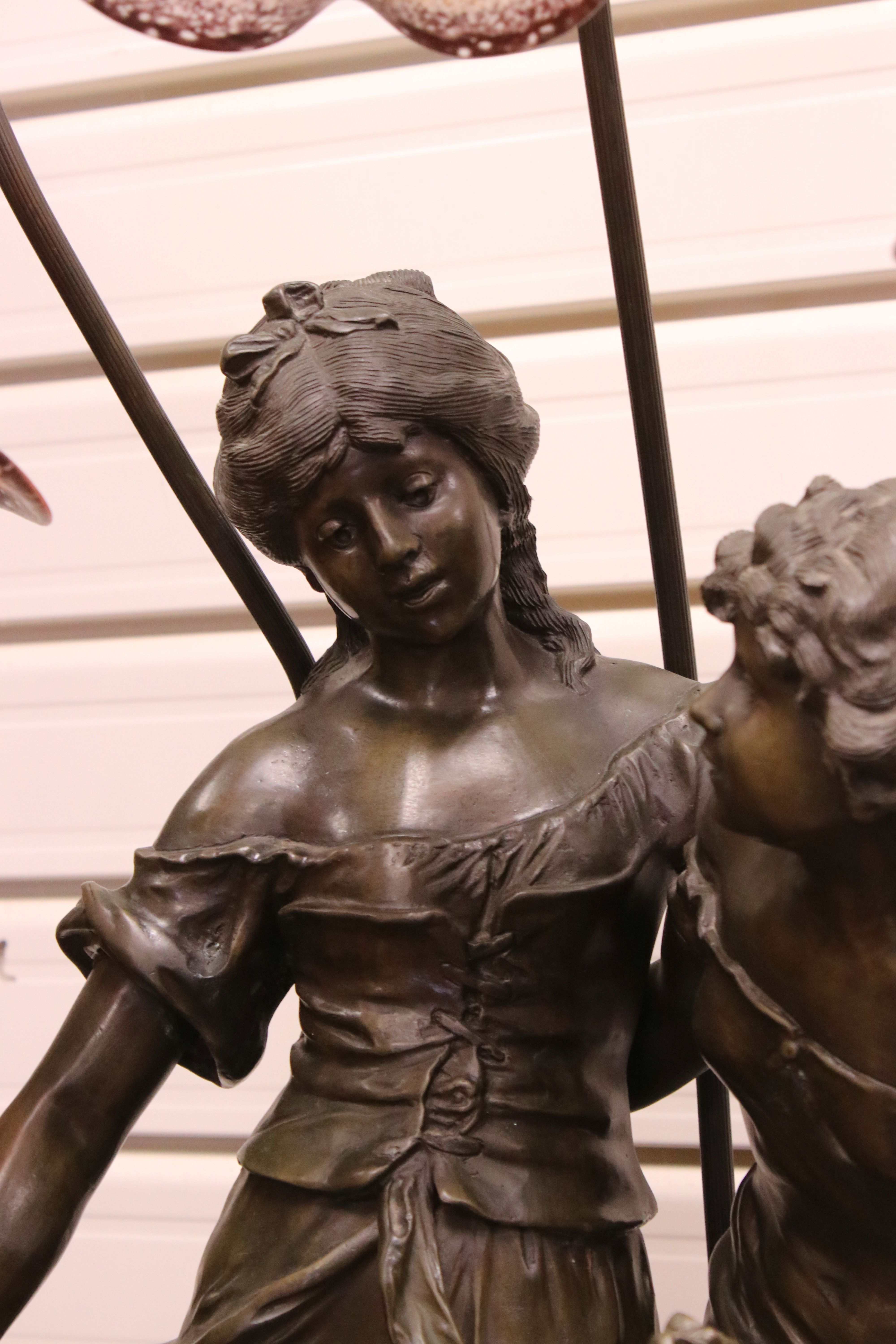 After Moreau, Large Cast Metal Bronzed Table Lamp in the form of Two Maidens, the three branches - Image 3 of 20