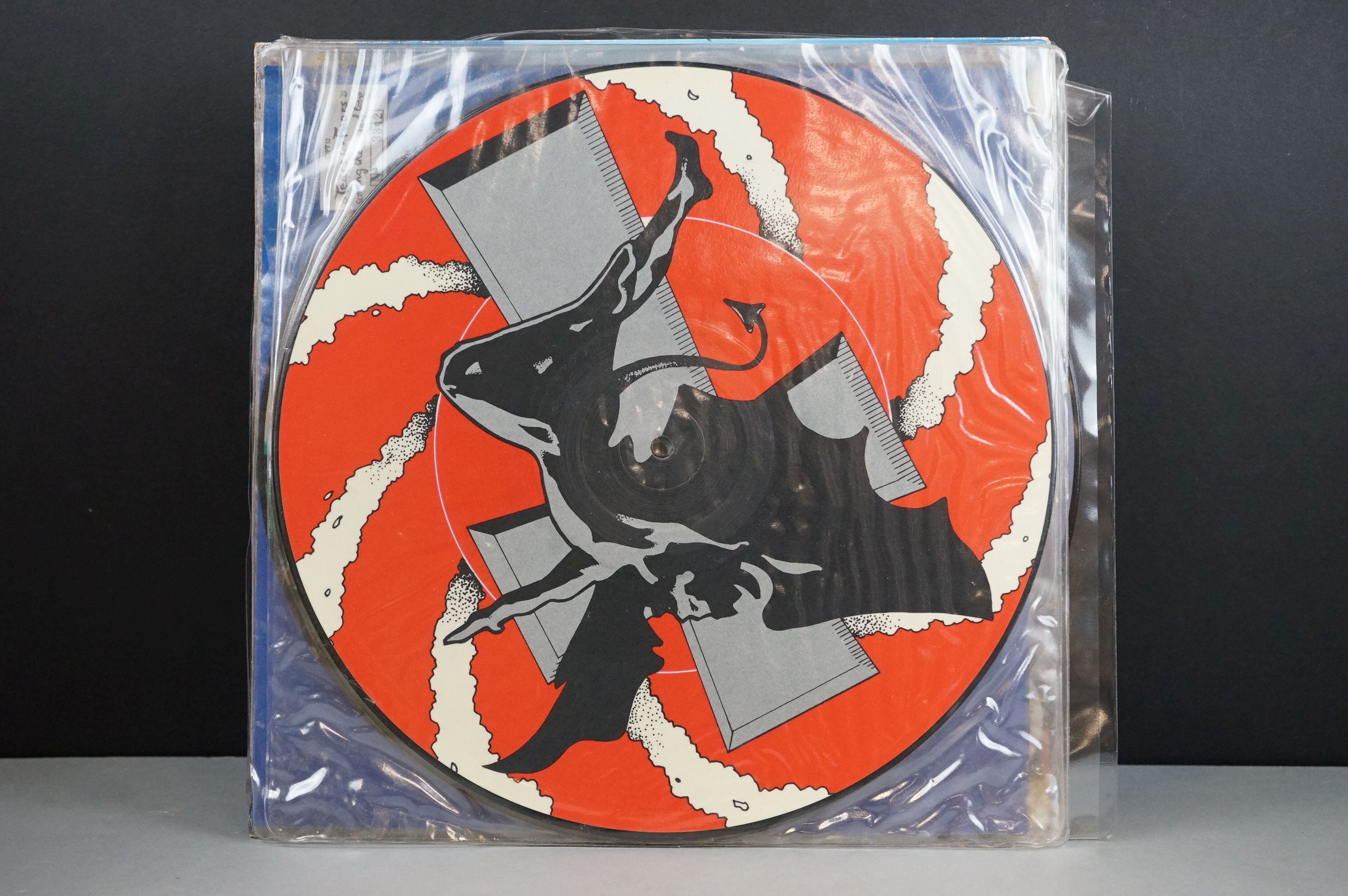 Vinyl - Approx 30 picture & shaped discs picture & shaped discs including Rolling Stones, Madness, - Image 9 of 20