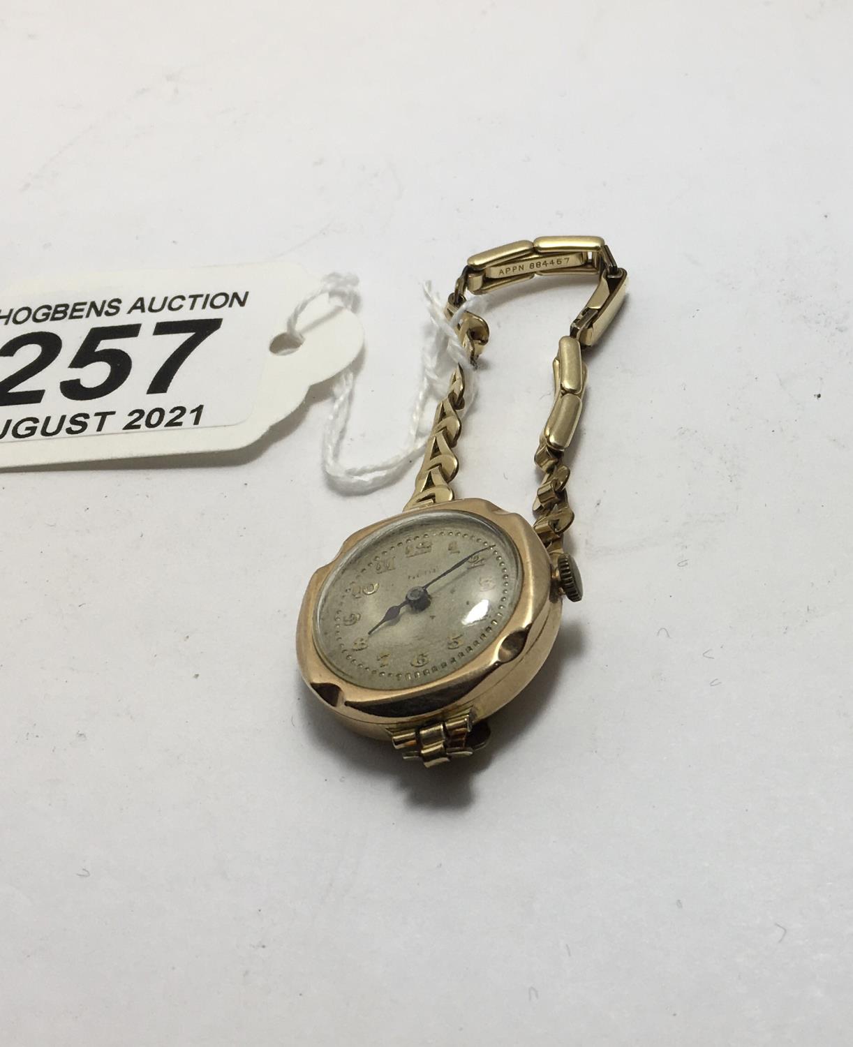 9ct gold ladies watch and bracelet, total weight 14 grams - Image 3 of 3