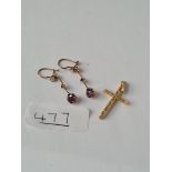 A pair of drop earrings & a cross - 9ct - 1.6gms