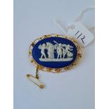 Gold mounted Wedgwood cameo brooch