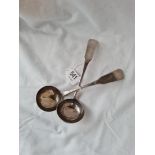 A pair of Georgian Scottish plain fidle pattern sauce ladles - Glasgow 1819 by PG - 103gms