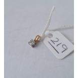 A DIAMOND SINGLE STONE PENDANT (APPROX 0.33CT) IN 18CT GOLD MOUNTED IN WHITE METAL