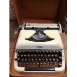 CASED TYPEWRITER ERICA MODEL 10 - IN GOOD CONDITION