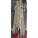 QTY OF BRASS STAIR RODS