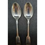 A PAIR OF PLAIN SILVER TEA SPOONS - SHEFFIELD 1903