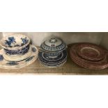 SHELF OF BLUE & WHITE WARE & PINK & WHITE WARE CHINAWARE