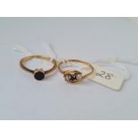 Two stone set dress rings in 9ct mounts 2.6g