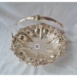 Attractive Victorian cake basket with swing handle 10inch diam