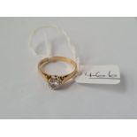 A GOOD GOLD SOLITAIRE DIAMOND RING IN 18CT GOLD - size M - 2.5gms