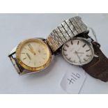 Two gents wrist watches - 1 x CITIZEN automatic with seconds sweep & calendar aperture - 1 x MAJEX