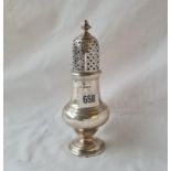 Heavy 18thC style castor with urn finial 7.5in high Sheffield 1928. 320gms