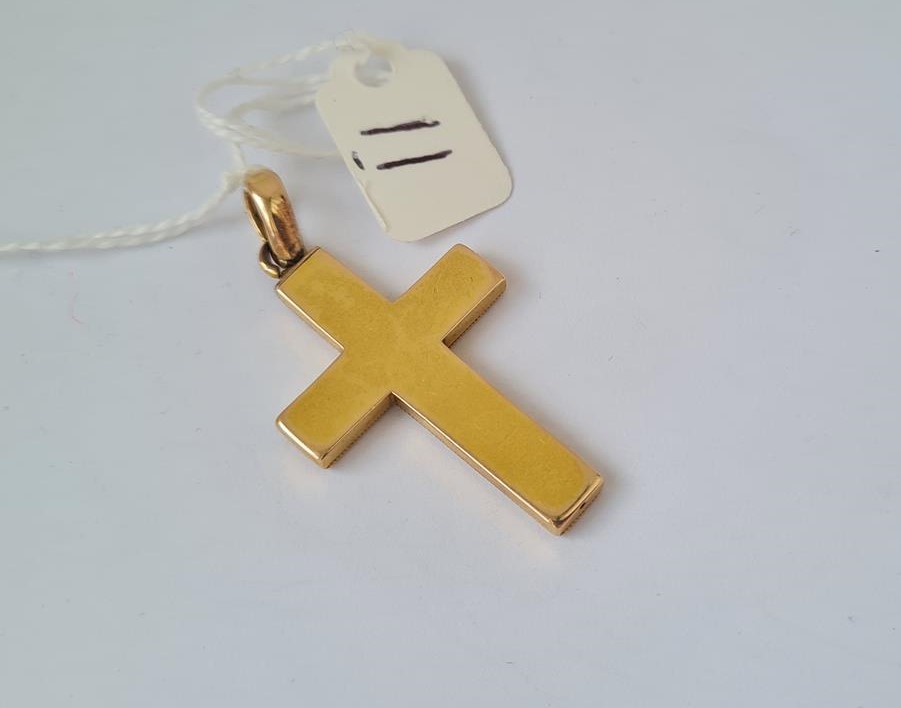 An attractive pearl inset cross in 15ct gold 6.7g inc - Image 2 of 2