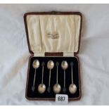 Box set of six bean top coffee spoons Birmingham 1929.