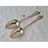 Another pair of Georgian Bottom marked crested table spoons. 130gms