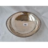 Stylish oval bowl on rim foot hammered finish. 9in wide. 397gms. Birmingham 1935 by H & H.