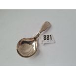 William VI caddy spoon fiddle pattern. London 1836 by J S A S