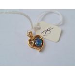 Opal doublet witches heart pendant mounted in gold 1.4g inc