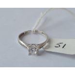 A white gold solitaire ring win 9ct - size O - 1.7gms
