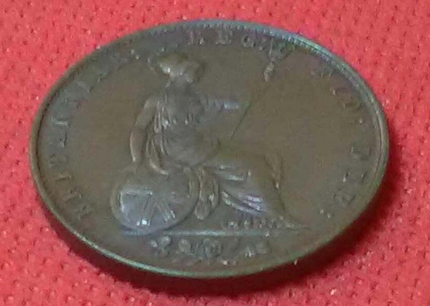 A halfpenny 1858 - better grade - Image 2 of 2