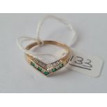 An emerald & diamond wishbone ring in 9ct - size T.5 - 3gms
