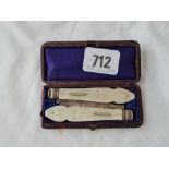 Attractive Victorian knife and fork set with attractive MOP bodies