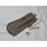 Silver mesh purse with chain handle import mark. 90gms