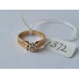 A solitaire diamond ring (band has slight crack) in 9ct - size M