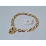 9ct gold link bracelet with heart padlock 7.7g