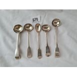 Seven various cruet spoons , 2 Exeter