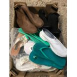 CARTON OF NEW FLIP-FLOPS & OTHER LADIES SHOES