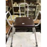WHITE METAL FRAMED & BROWN SEATED SHOWER STOOL