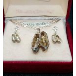 BOXED SILVER PENDANT & EARRINGS ((BALLET SHOES DESIGN)