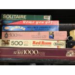 SHELF OF VINTAGE BOARD GAMES & JIGSAW PUZZLES INCL; ESCALADO, SOLITAIRE, DOMINO'S A/F