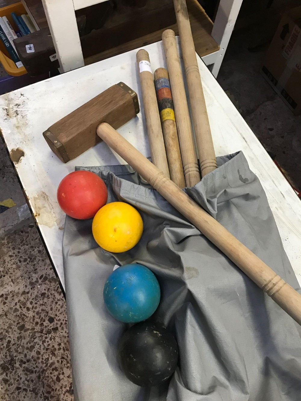 FULL CROQUET SET, HOOPS, MALLETS & BALLS ETC IN JANE SHILTON BAG - Image 2 of 2