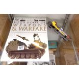 '00' GAUGE R110 ^ R212 ROCKET FIRING WAGON & BOOK OF WEAPONS & WARFARE