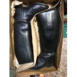 BOXED PAIR OF RIDING BOOTS & STIRRUPS SIZE 6E