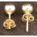 A PAIR OF 9ct MOUNTED EARRINGS