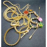 TRAY OF GOLD COLOURED NECKLACES, TIE PINS & FOB SPINNER