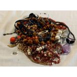 BAG OF COSTUME JEWELLERY