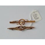 A pale amethyst bar brooch & a circle brooch both in 9ct - 2.9gms